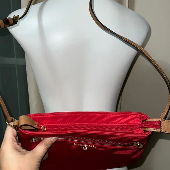 NWOT Red and gold MICHAEL KORS adorable 🥰 Nylon Crossbody with care card - Picture 7 of 15